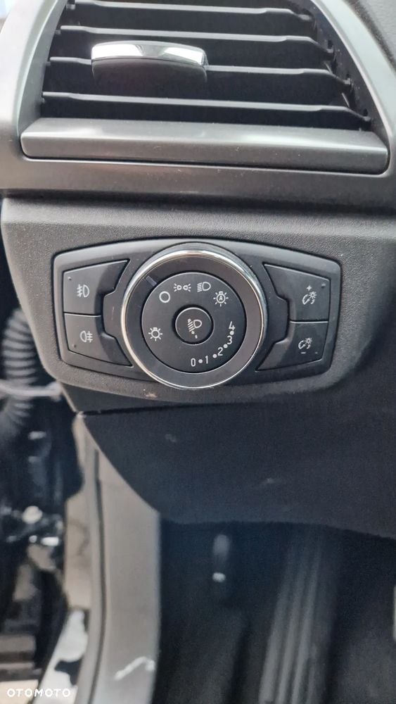 Ford Mondeo 2.0 TDCi STart-Stopp Titanium - 31
