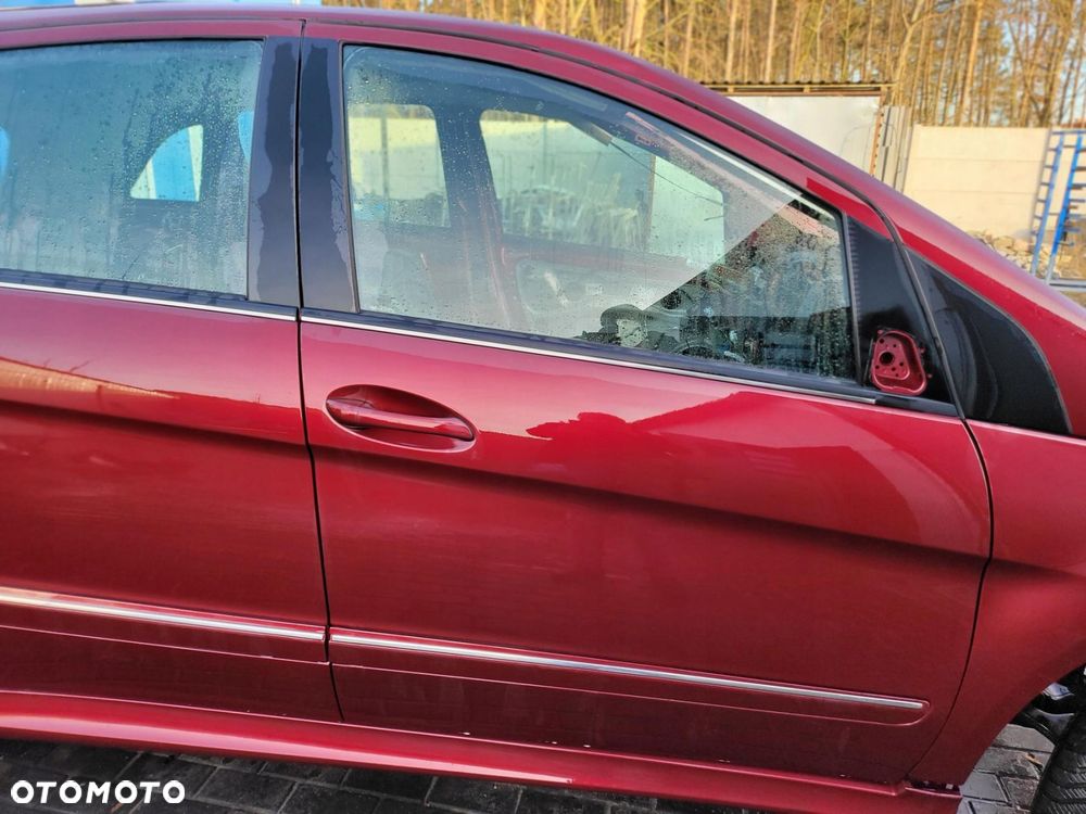 MERCEDES B KLASA W245 PRAWE PRZEDNIE DRZWI KO 597 NIE DO MALOWANIA MONTAŻU - 1