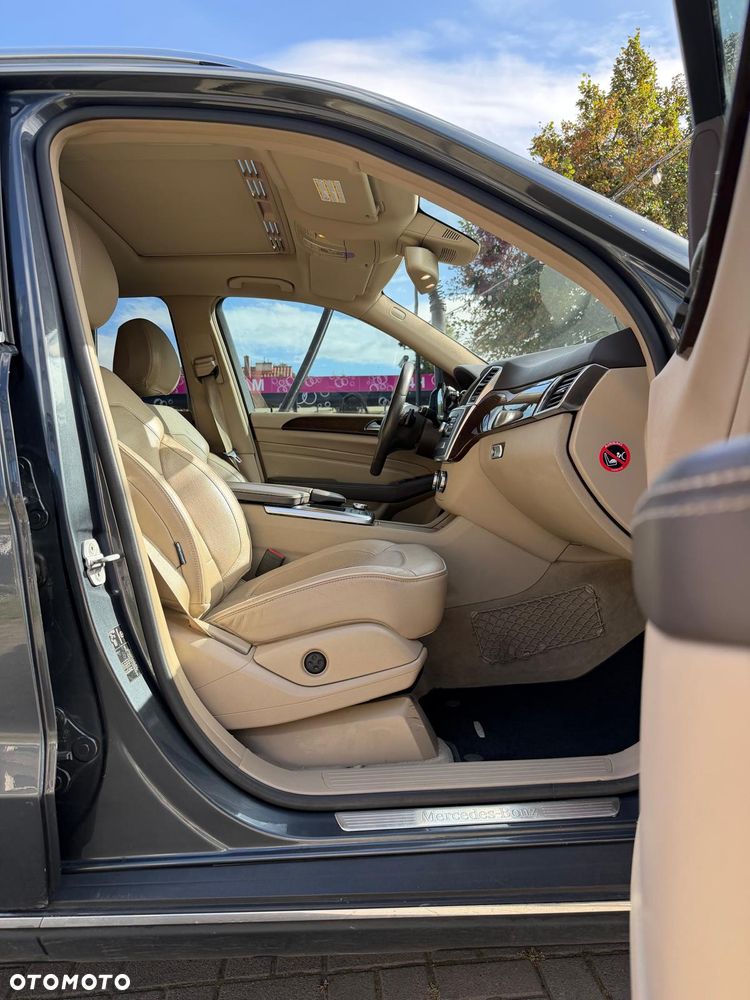 Mercedes-Benz ML 350 BlueTec 4-Matic - 27