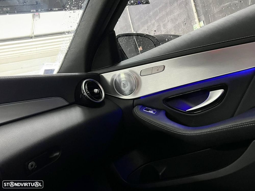 Mercedes-Benz C 300 de AMG Line - 17