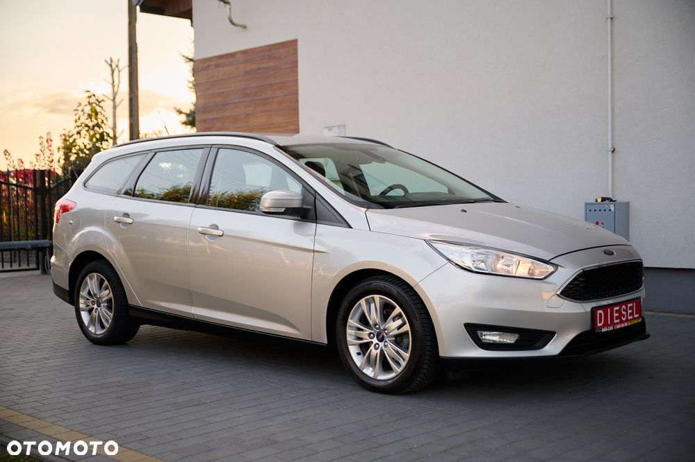 Ford Focus 1.5 TDCi Titanium ECOnetic ASS - 4