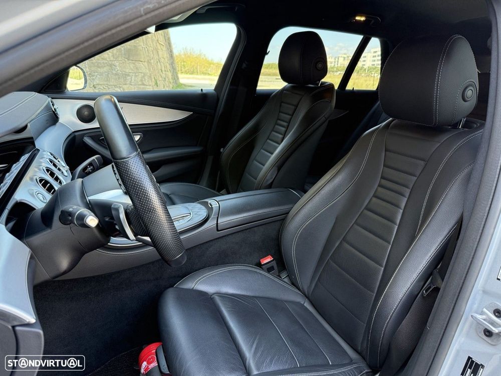 Mercedes-Benz E 300 de AMG Line - 11