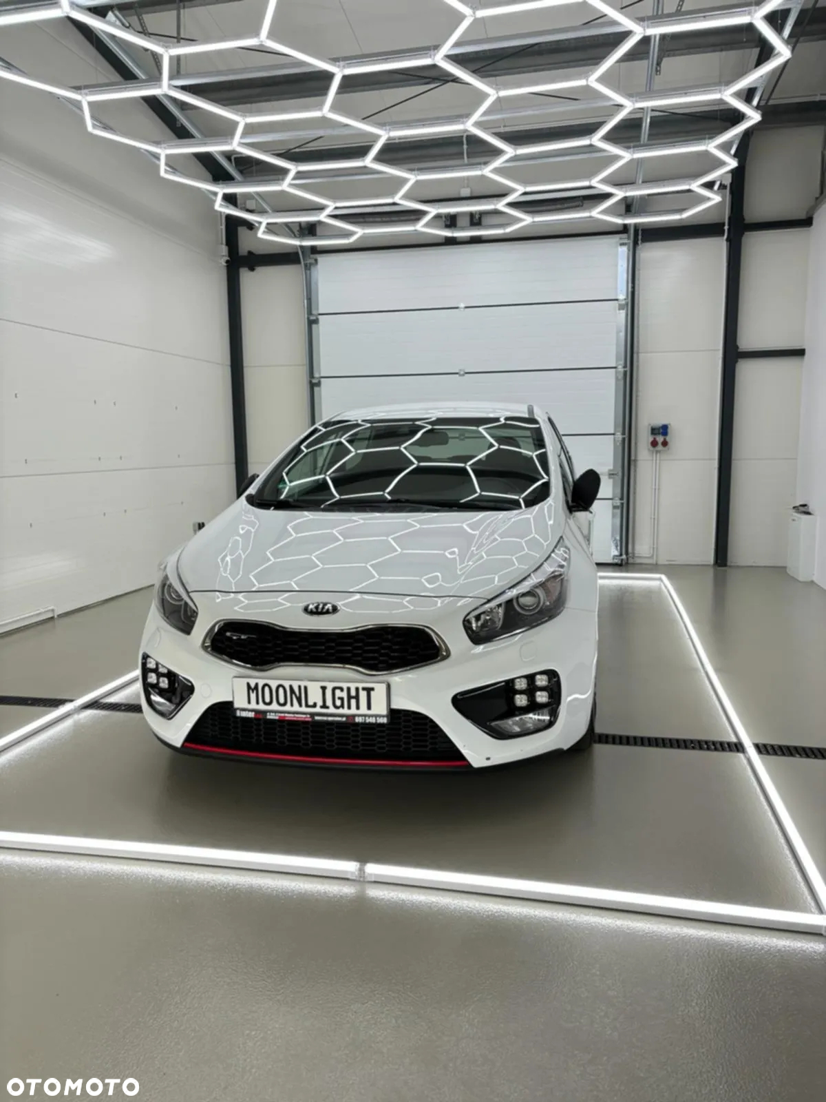 Kia Ceed - 4