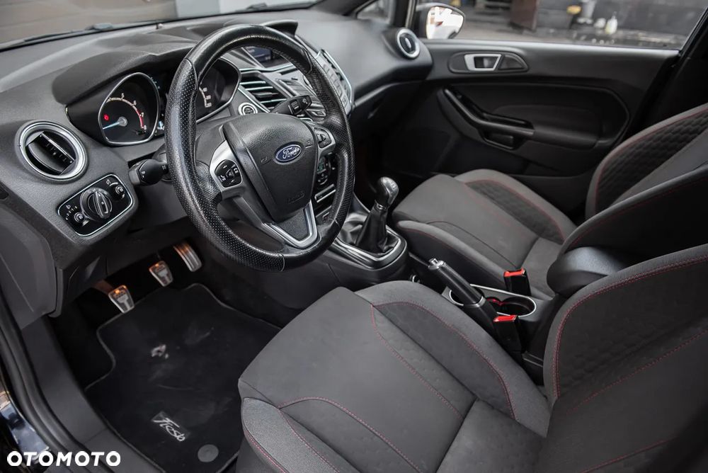 Ford Fiesta 1.0 EcoBoost STart-Stop ST-LINE - 15
