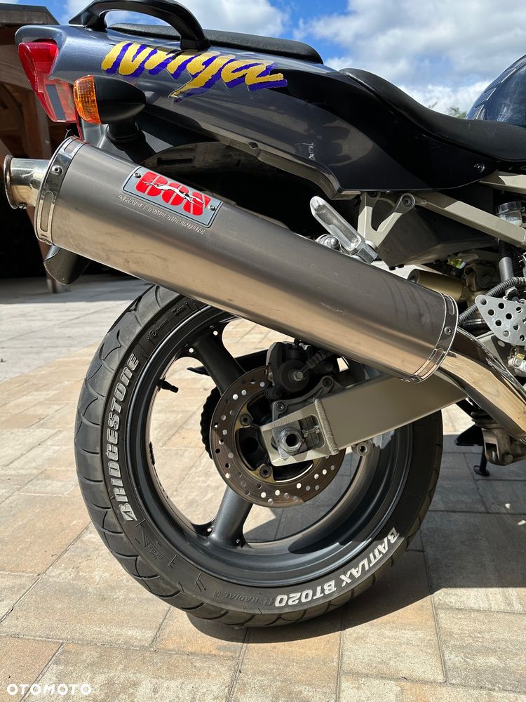 Kawasaki ZXR - 4