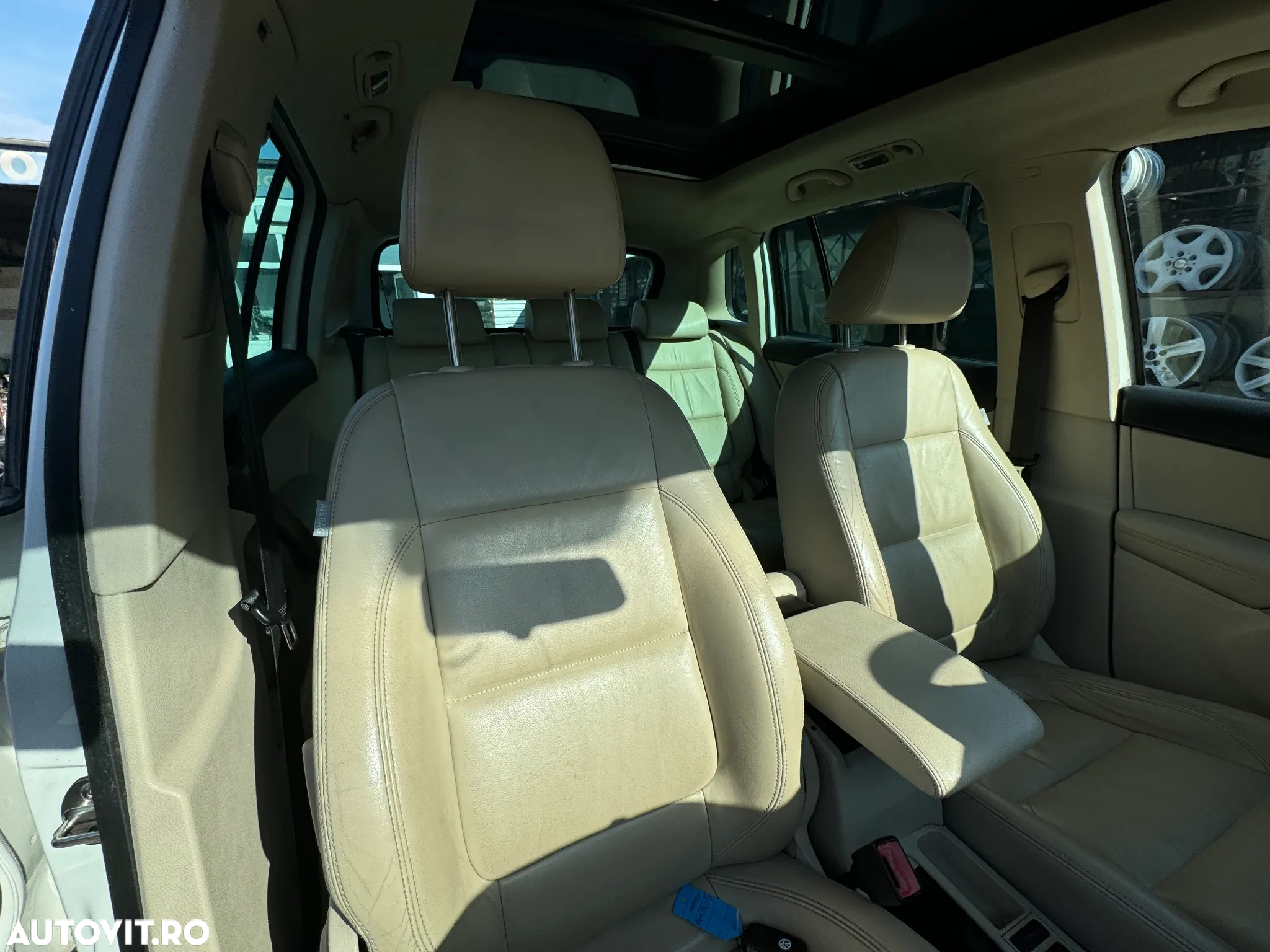 Dezmembram Volksvagen Tgiuan 1.4 tsi BWK an fabr 2009 4x4 - 3