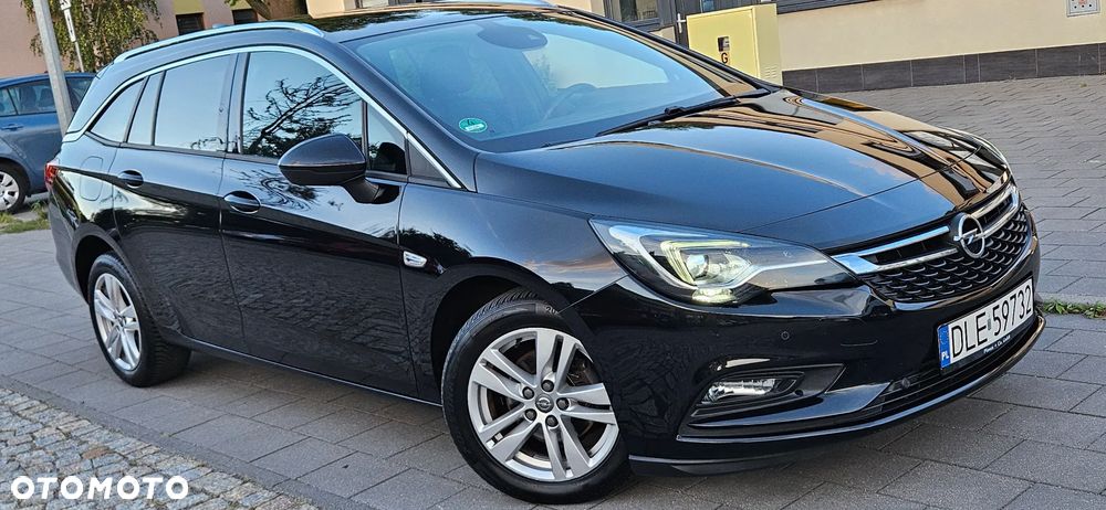 Opel Astra 1.6 D (CDTI) Start/Stop Dynamic - 22