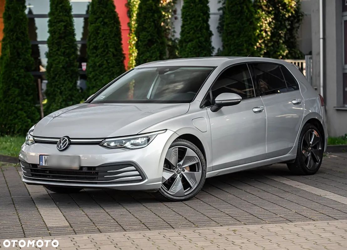Volkswagen Golf VIII 1.4 TSI Plug-In Hybrid Style DSG - 1