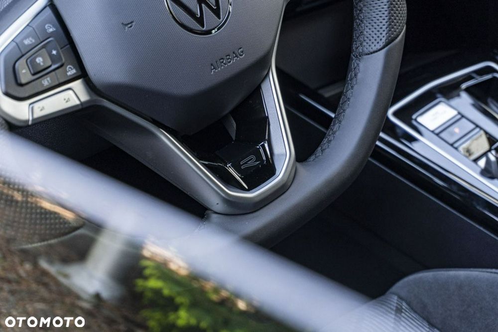 Volkswagen Golf - 19