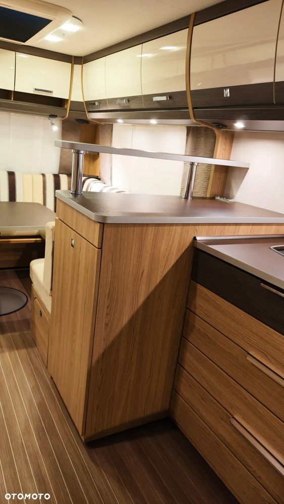 Burstner AVERSO 590 TS - 11