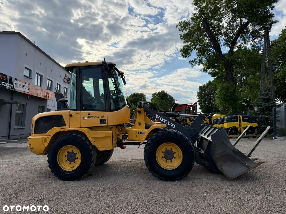 Volvo L 30 G - 5