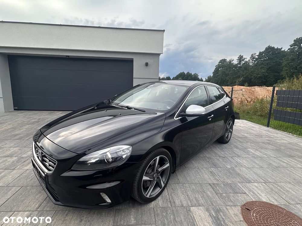 Volvo V40 T2 Drive-E R-Design Momentum - 2