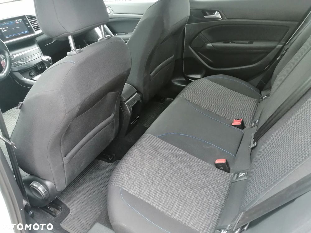 Peugeot 308 BlueHDi 130 Stop & Start Style - 6