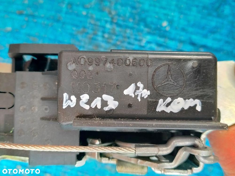 Mercedes W213 Kombi Zamek Klapy Bagażnika Z Dociągiem A0997400600 - 2