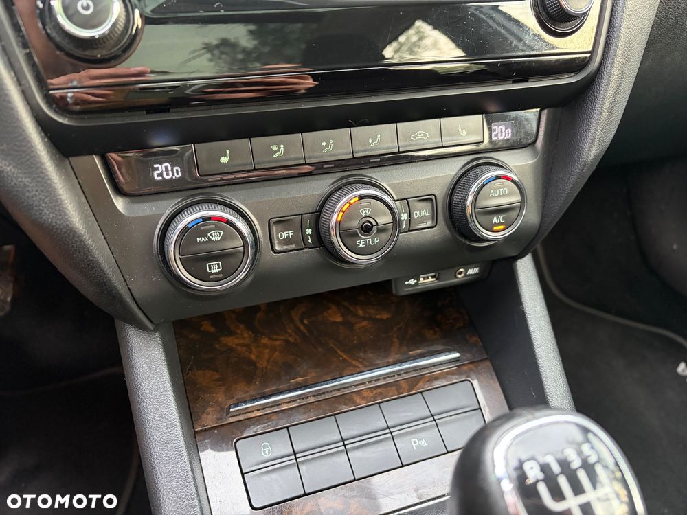 Skoda Octavia 2.0 TDI Elegance - 24
