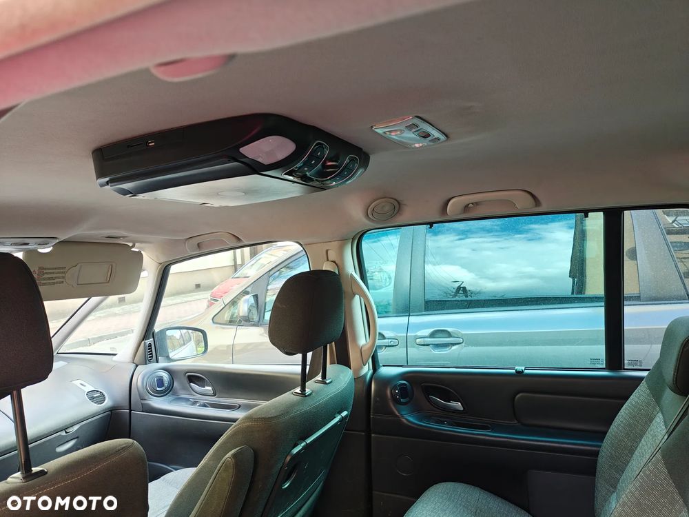 Renault Grand Espace 2.0 dCi FAP Initiale - 22