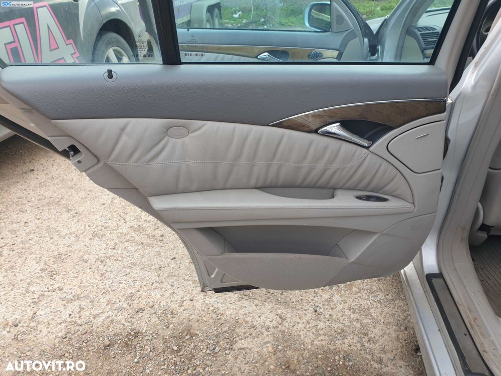 Panou Tapiterie Piele Fata Interioara de pe Usa Portiera Stanga Spate Mercedes Clasa E Class W211 Break Combi 2002 - 2009 [K3467] - 1