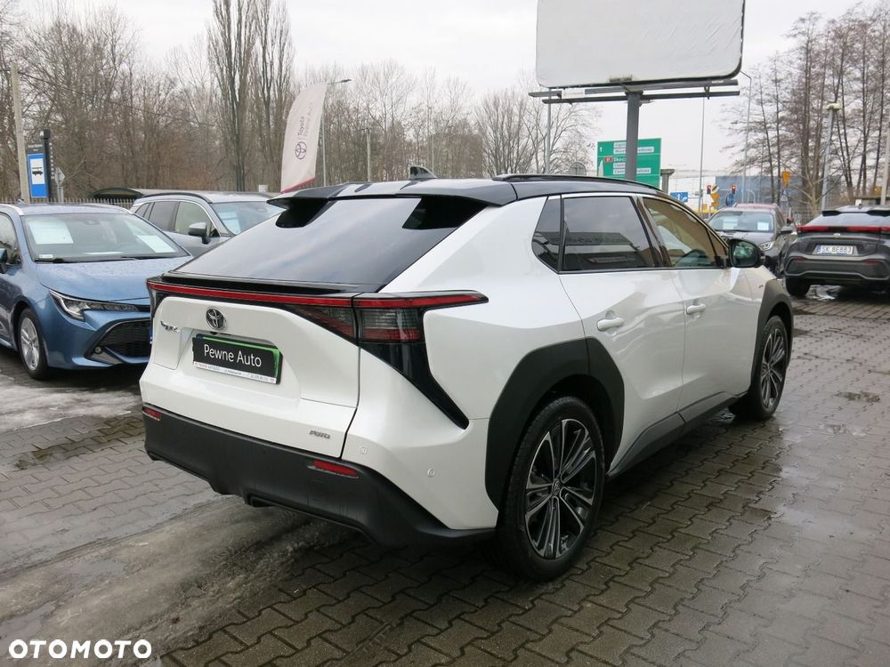 Toyota bZ4X - 18