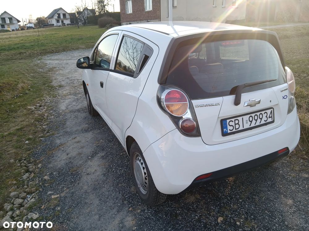Chevrolet Spark - 4