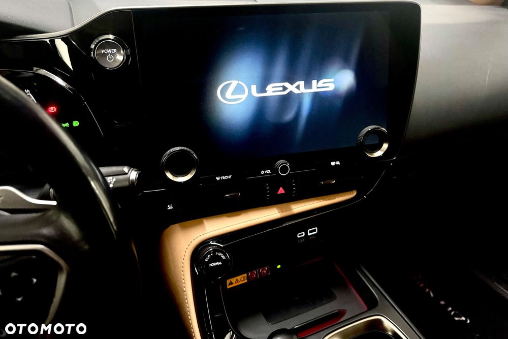 Lexus NX 350h Prestige AWD - 30