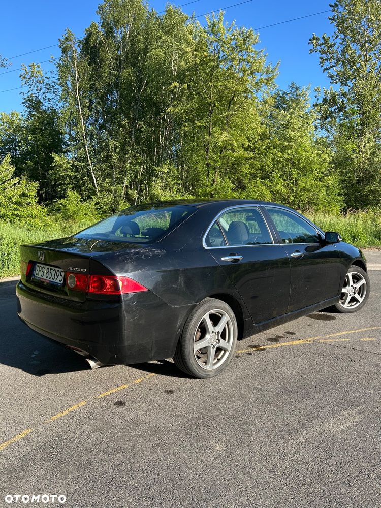 Honda Accord 2.0 Executive - 1