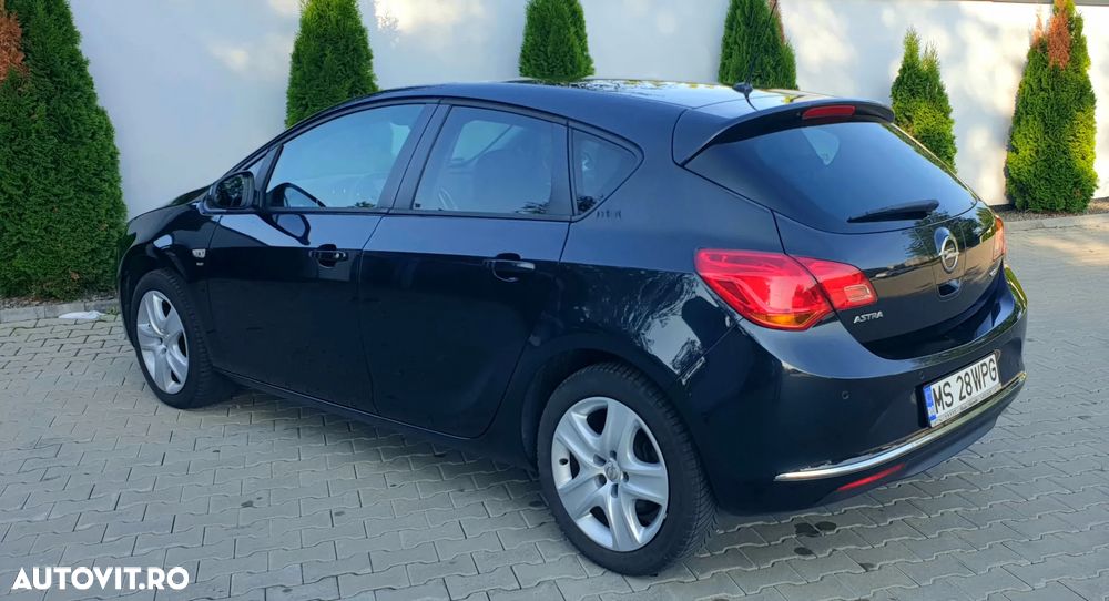 Opel Astra 1.7 CDTI DPF ENERGY - 12