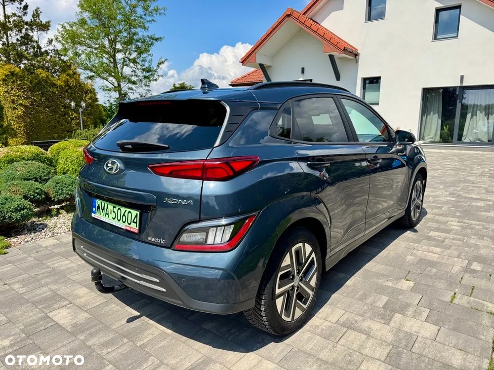 Hyundai Kona 64kWh Premium - 6