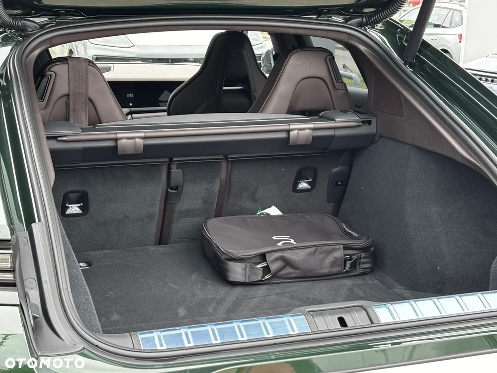 Porsche Panamera Turbo E-Hybrid PHEV - 37