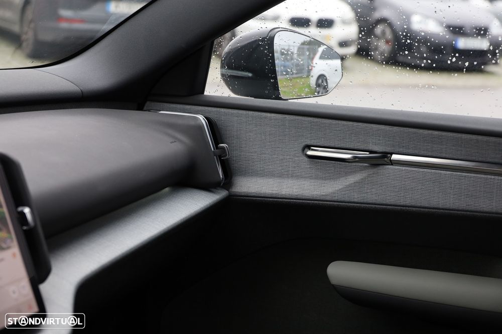 Volvo EX30 51 kWh Single Motor Plus - 16