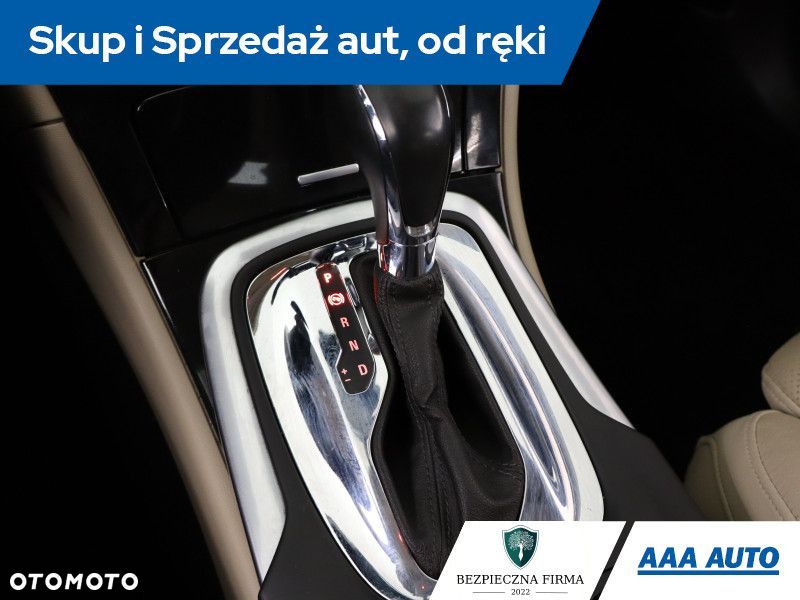 Opel Insignia - 14