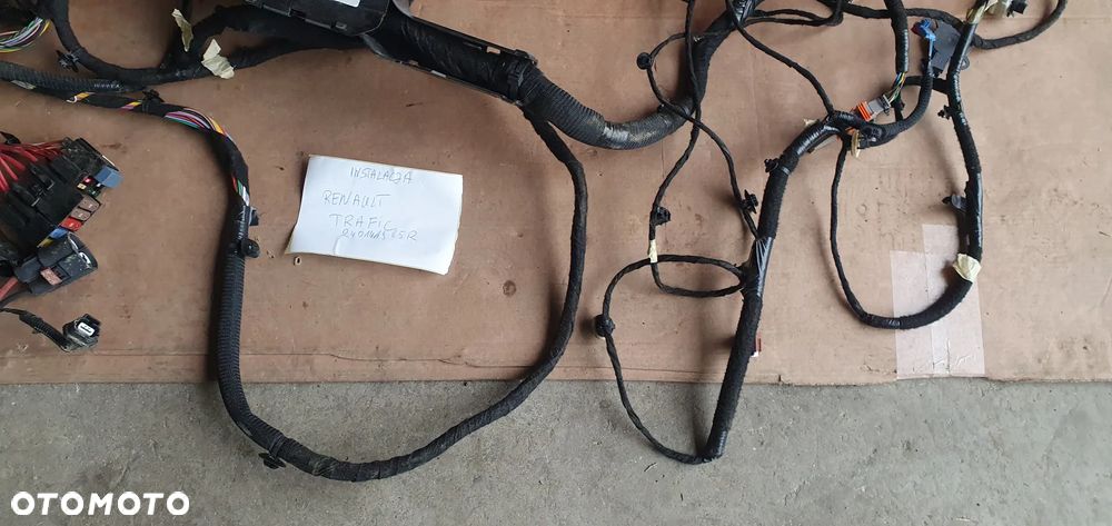 Wiązka instalacja silnika kabiny Renault Trafic III Vivaro B 1.6 DCI CDI 93460519 240141985R - 4