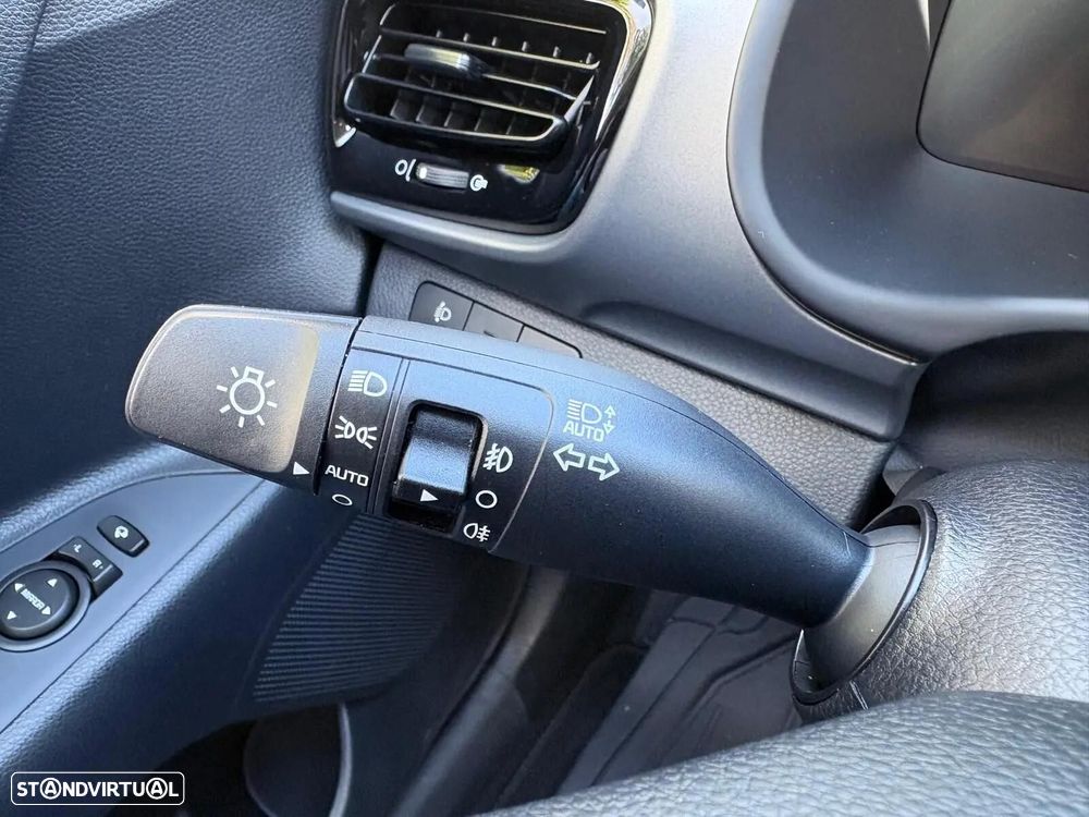 Kia Stonic 1.0 T-GDi Drive 7DCT - 38