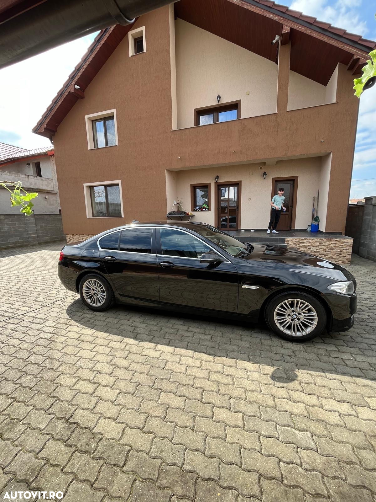 BMW Seria 5 520d AT - 3