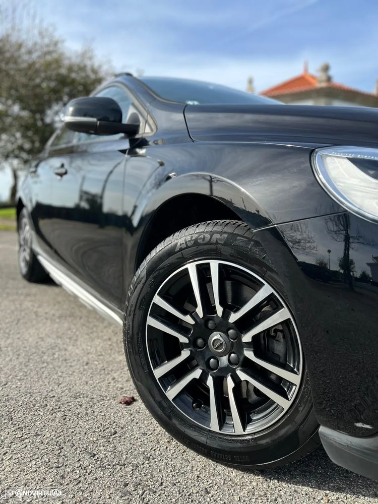 Volvo V40 Cross Country - 2