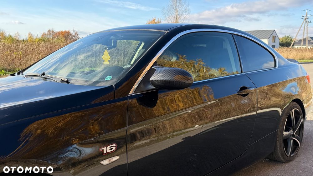 BMW Seria 3 325i - 17