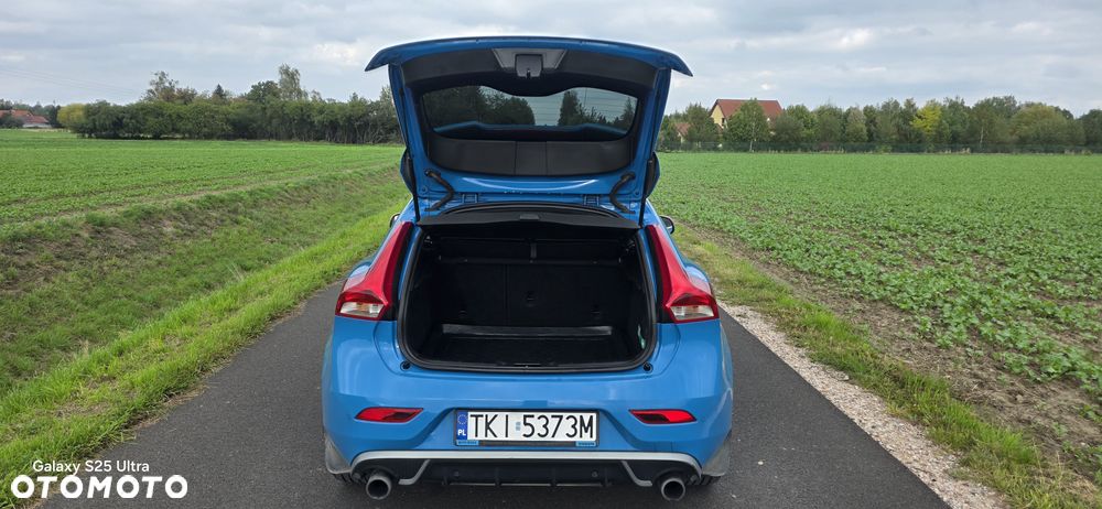 Volvo V40 T4 Summum - 35