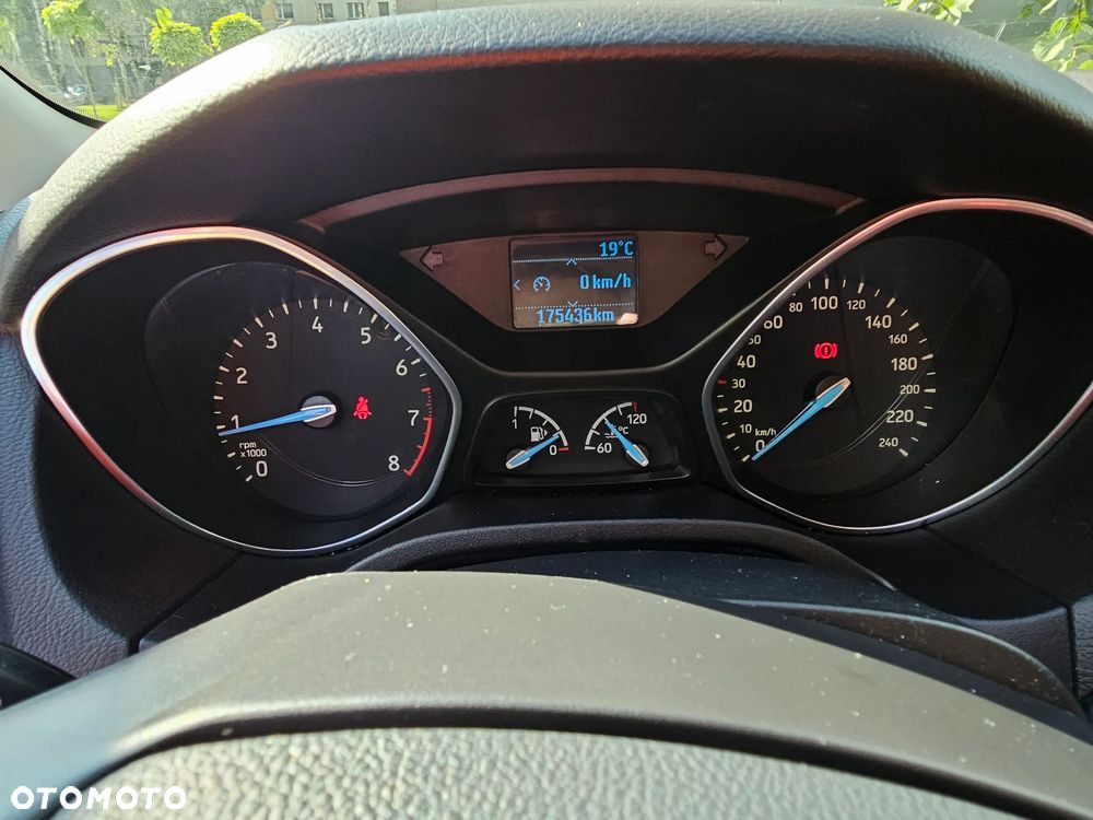 Ford Focus 1.6 SYNC Edition - 9