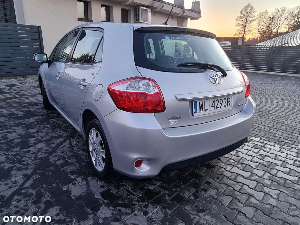 Toyota Auris - 5