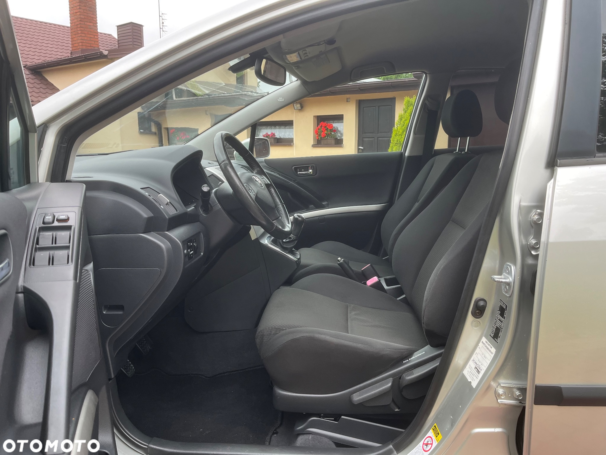 Toyota Corolla Verso 1.8 Sol + 7os - 14