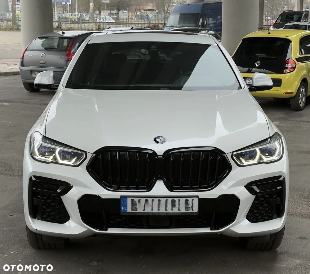 BMW X6 - 11