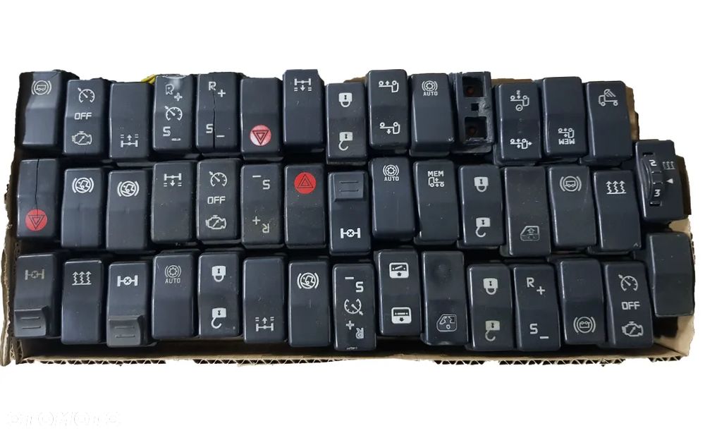 PRZEŁĄCZNIK WŁĄCZNIK KLAWISZ RENAULT PREMIUM DXI - 1