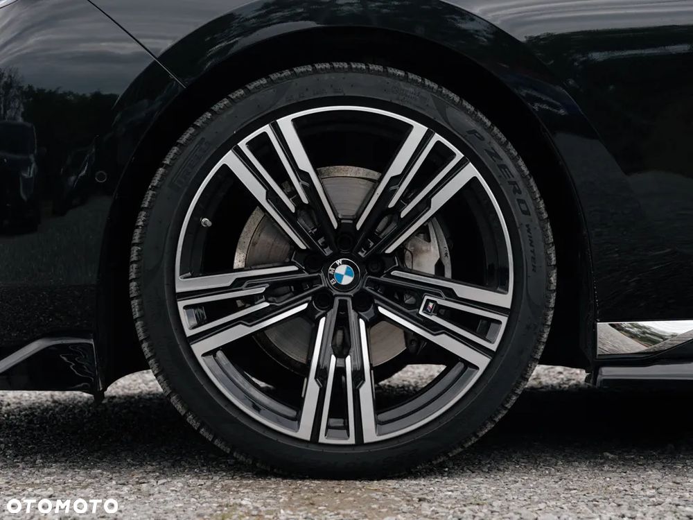 BMW Seria 7 740d xDrive - 4