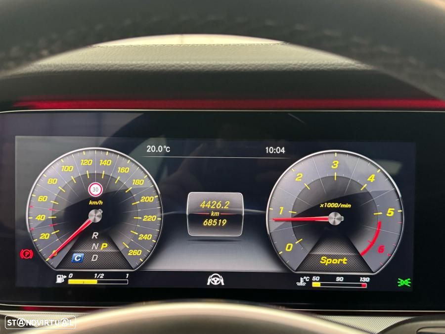 Mercedes-Benz E 220 d AMG Line - 25