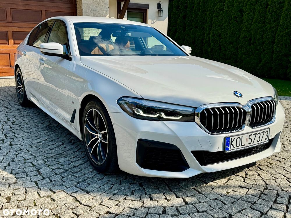 BMW Seria 5 520d M Sport - 2