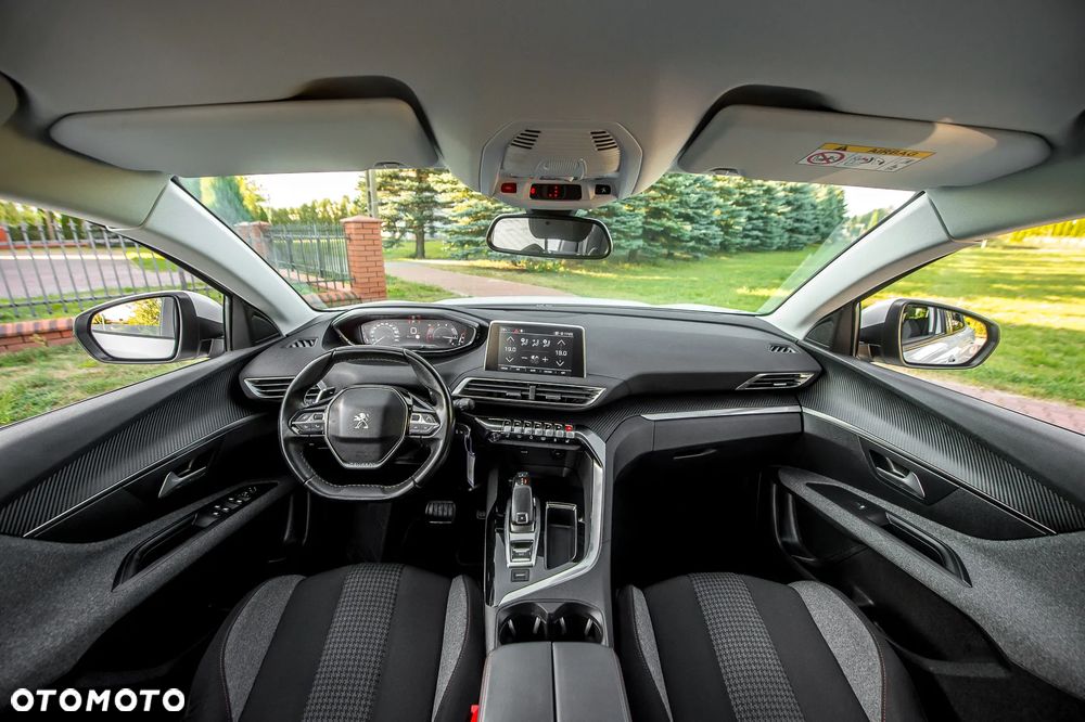 Peugeot 3008 1.5 BlueHDi Active S&S EAT8 - 17