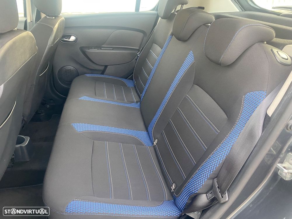Dacia Sandero - 25
