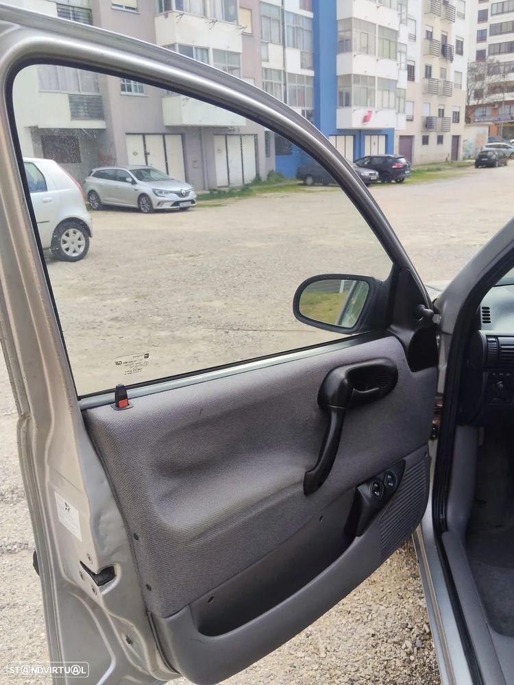 Opel Corsa 1.5 TD Eco - 10