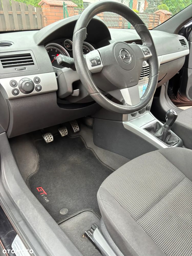 Opel Astra 1.6 - 10