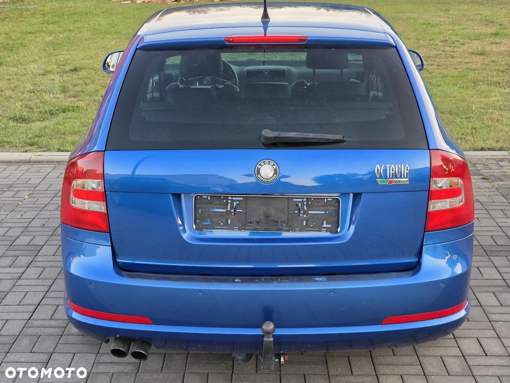 Skoda Octavia 2.0 TDI CR DPF RS - 5