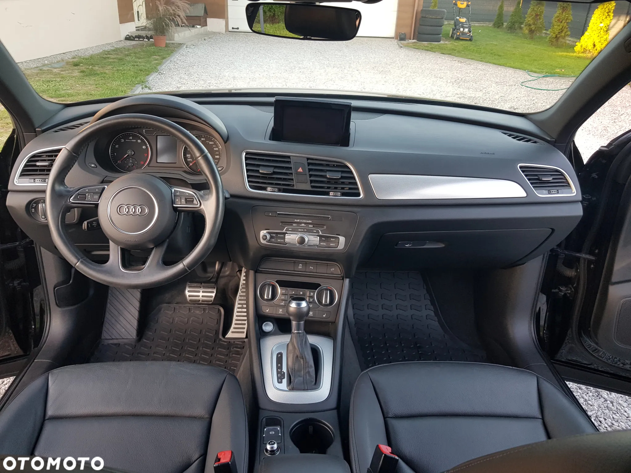 Audi Q3 - 40